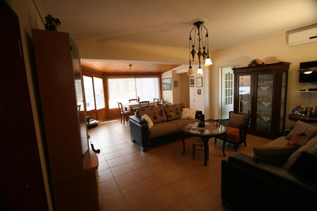 Chalkida Apartments Экстерьер фото